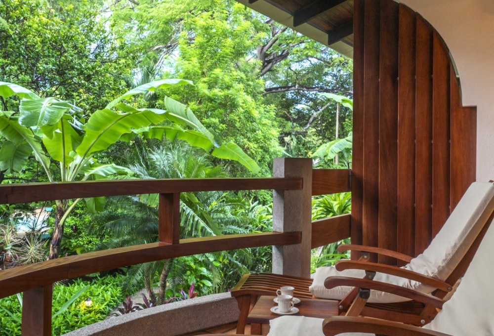 Capitán Suizo Beachfront Boutique Hotel